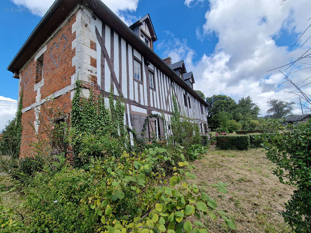 Maison à BOSGOUET