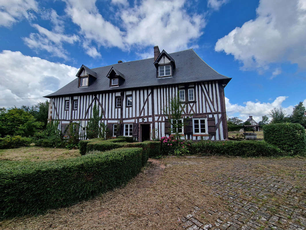 Maison à BOSGOUET