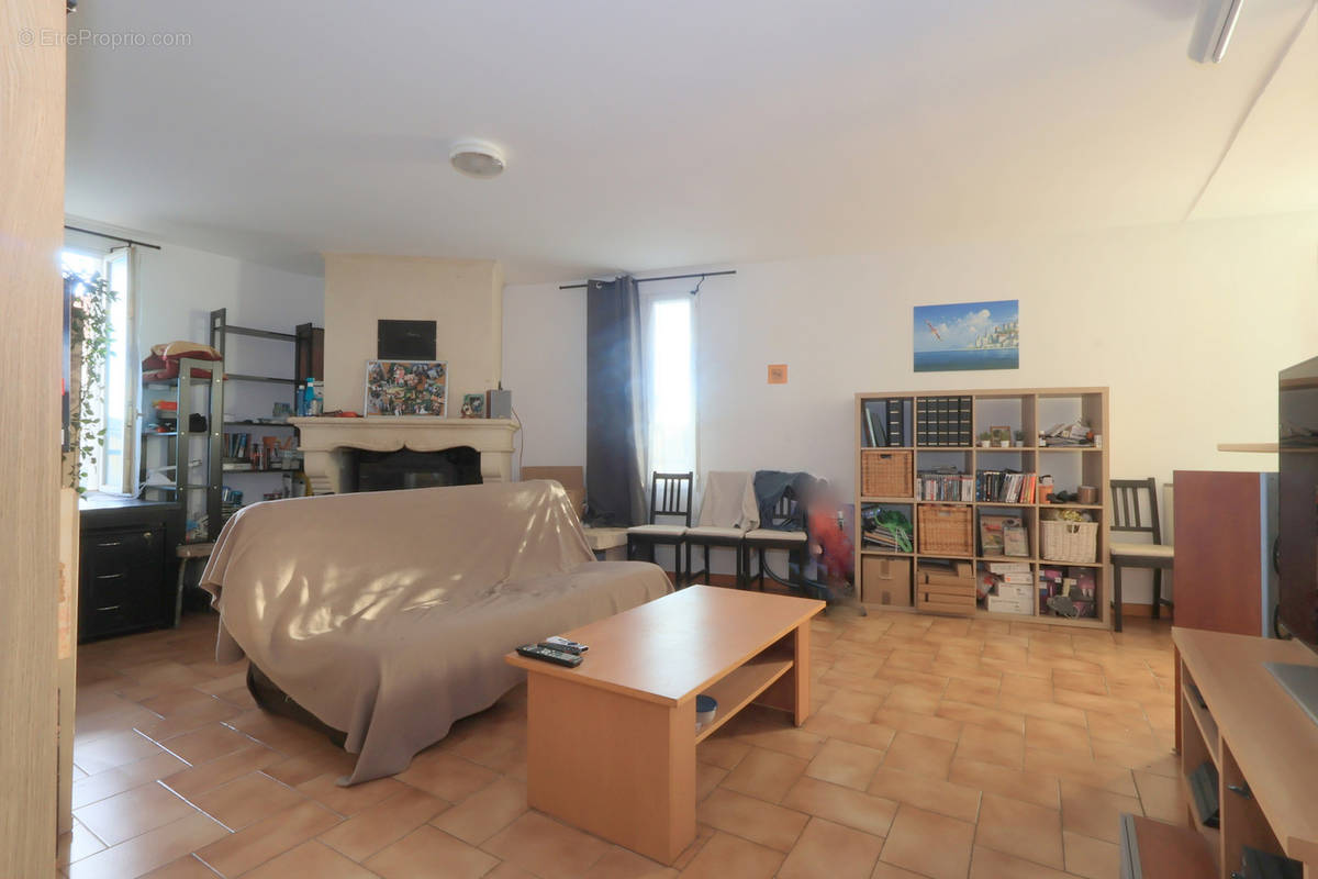 Appartement à CASTRIES