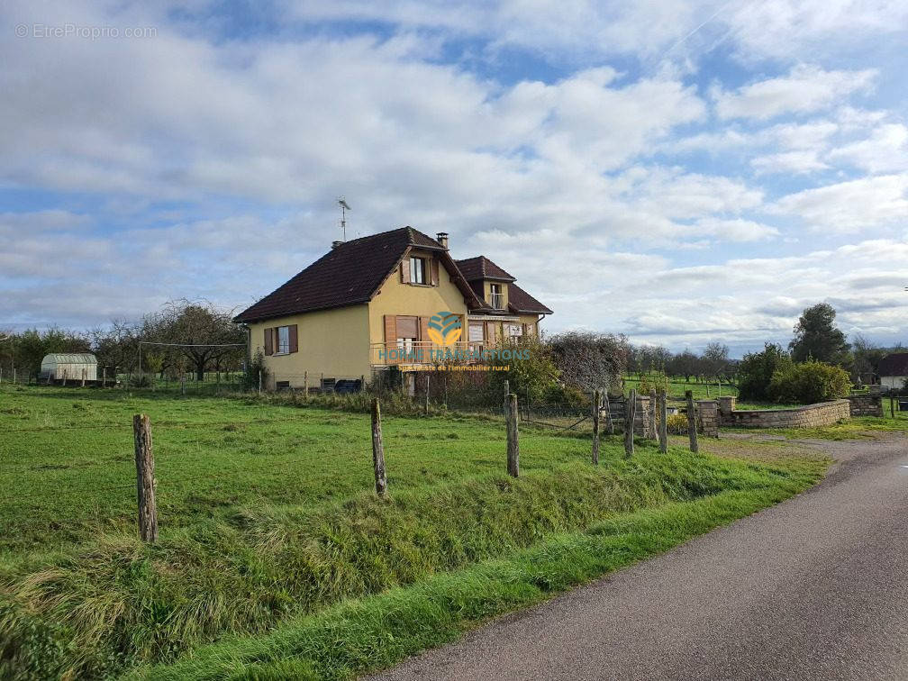 Maison à VAUVILLERS