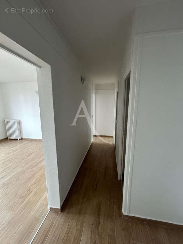 Appartement à LE BOURGET