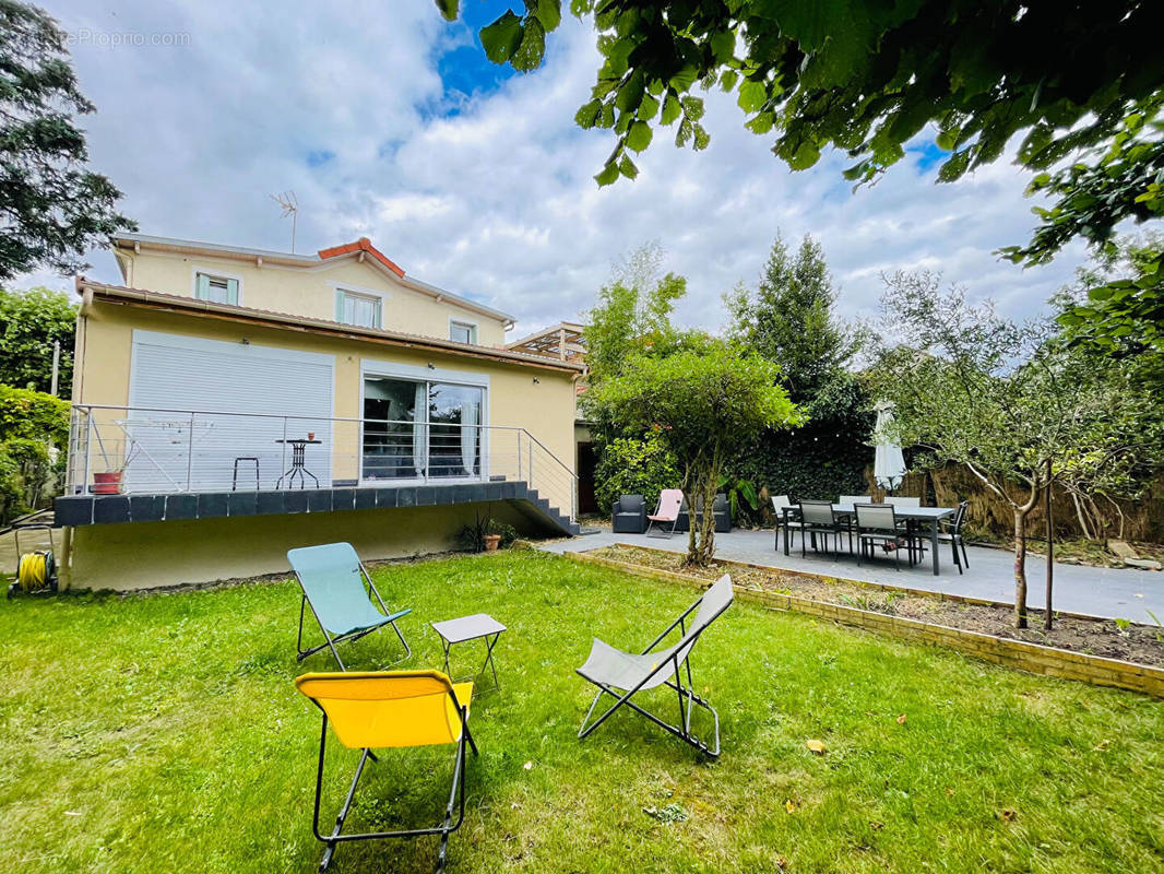 Maison à AULNAY-SOUS-BOIS