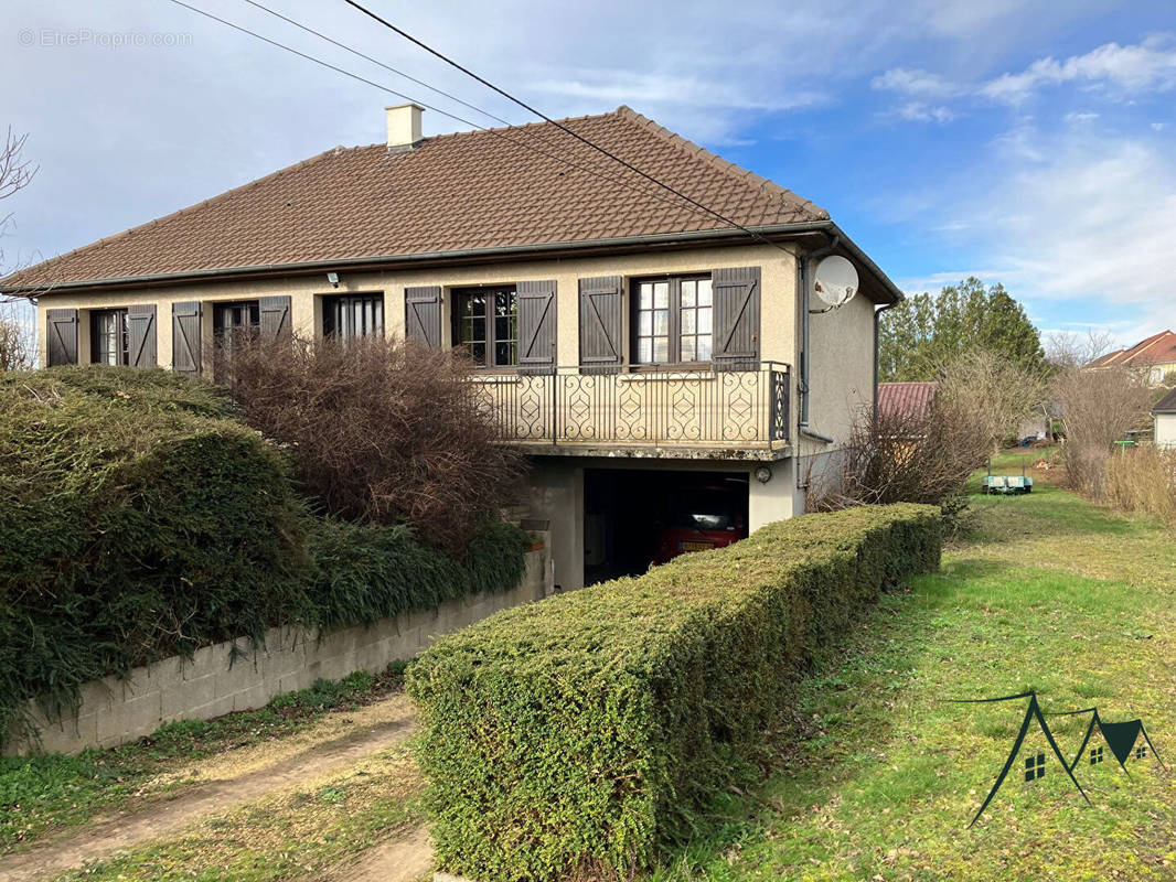 Maison à BOUZAIS