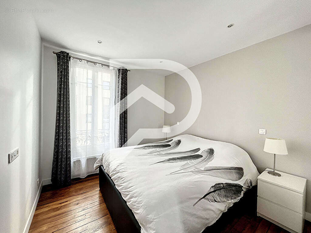 Appartement à SURESNES