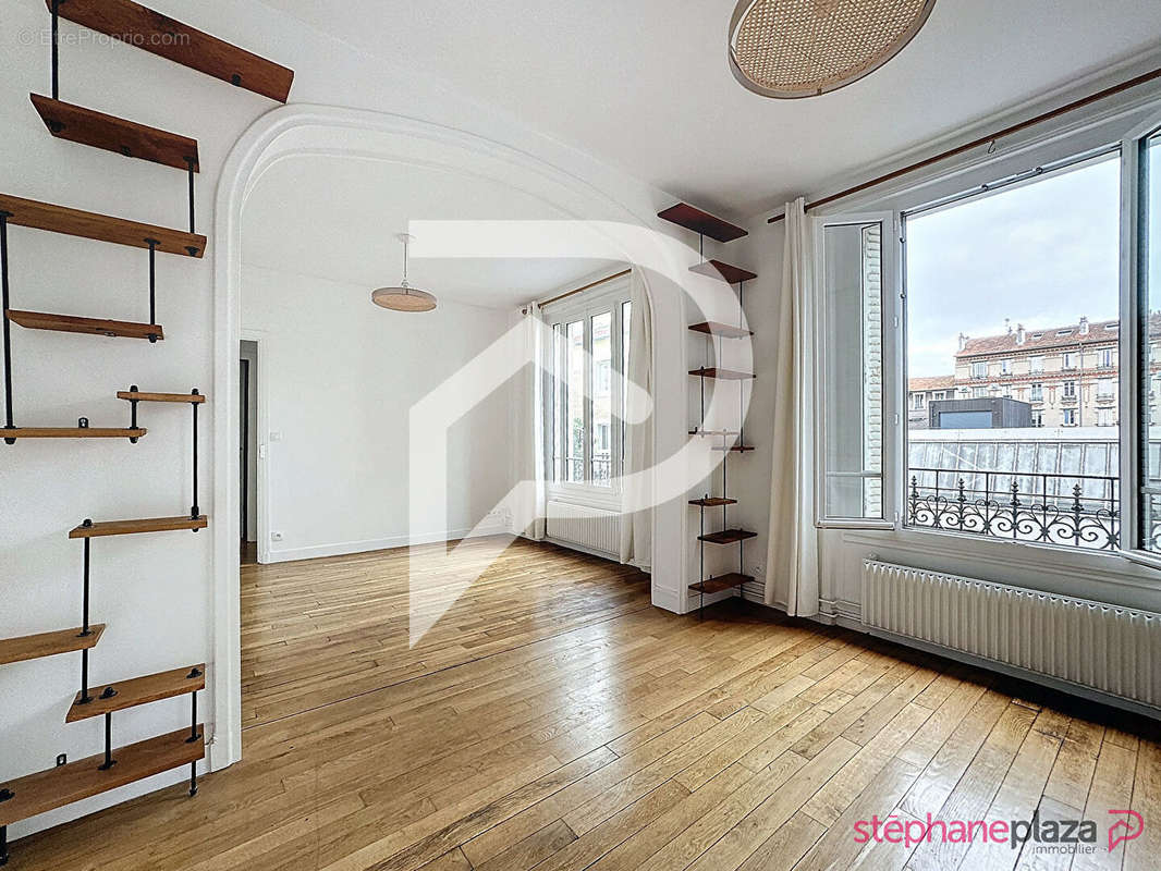 Appartement à SURESNES