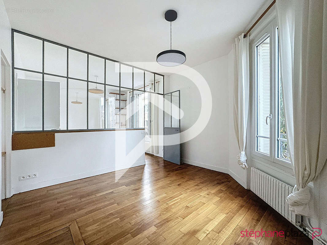 Appartement à SURESNES