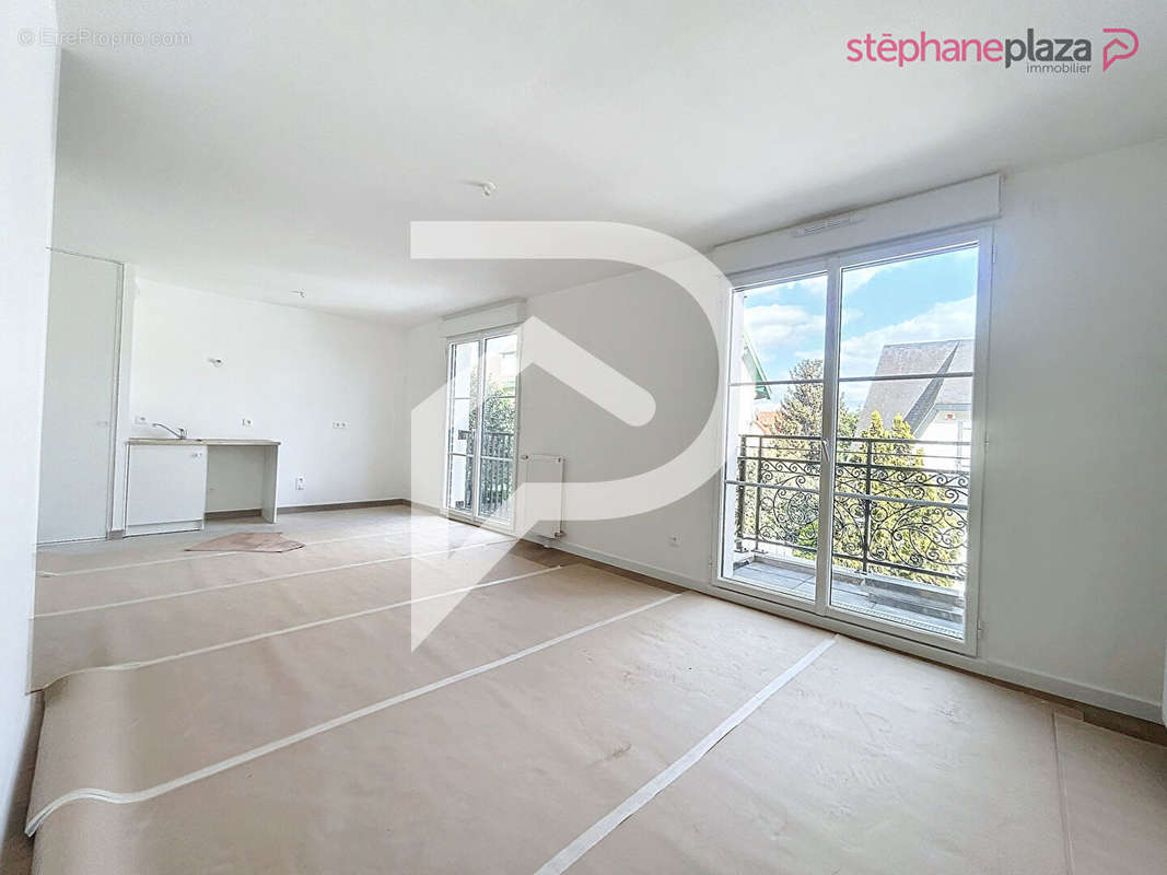 Appartement à SURESNES