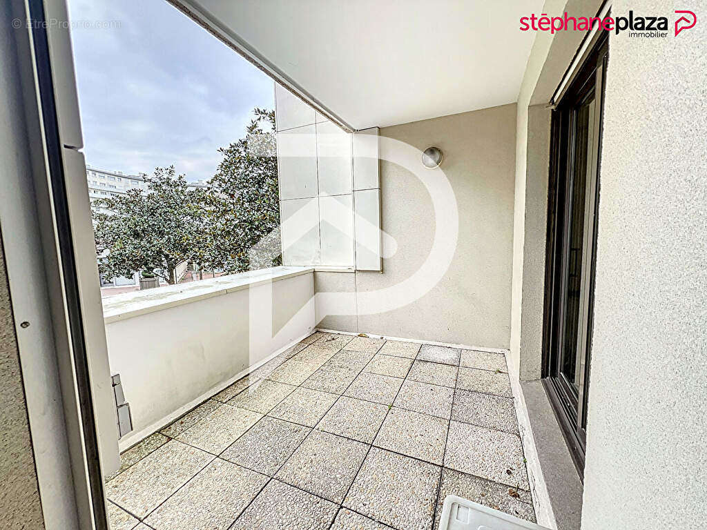 Appartement à SURESNES