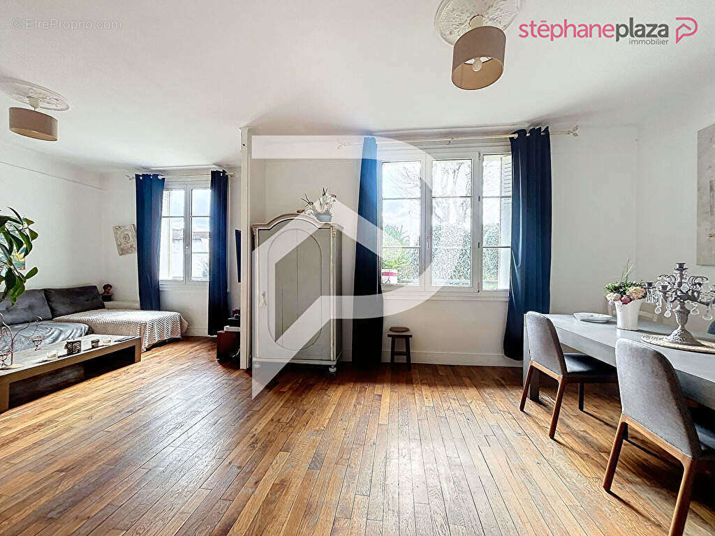 Appartement à SURESNES