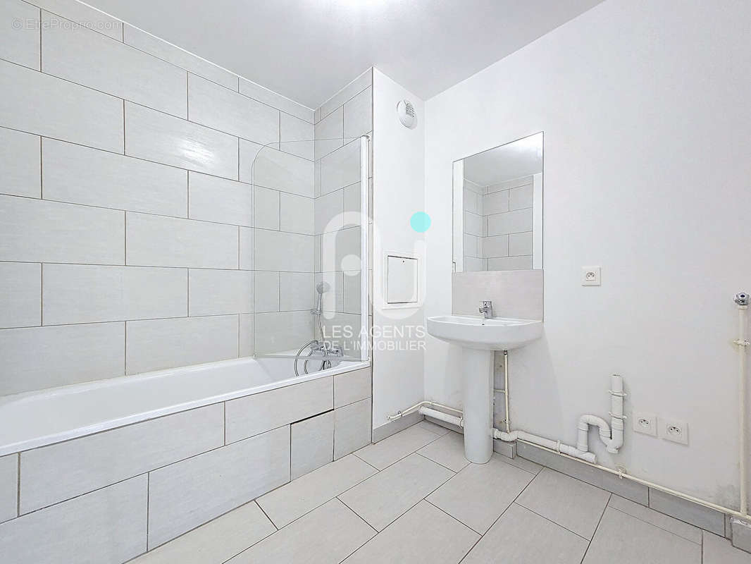 Appartement à GENNEVILLIERS