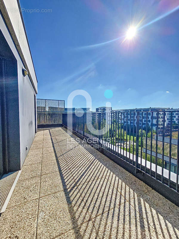 Appartement à GENNEVILLIERS