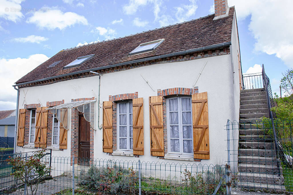 Maison à PERCENEIGE