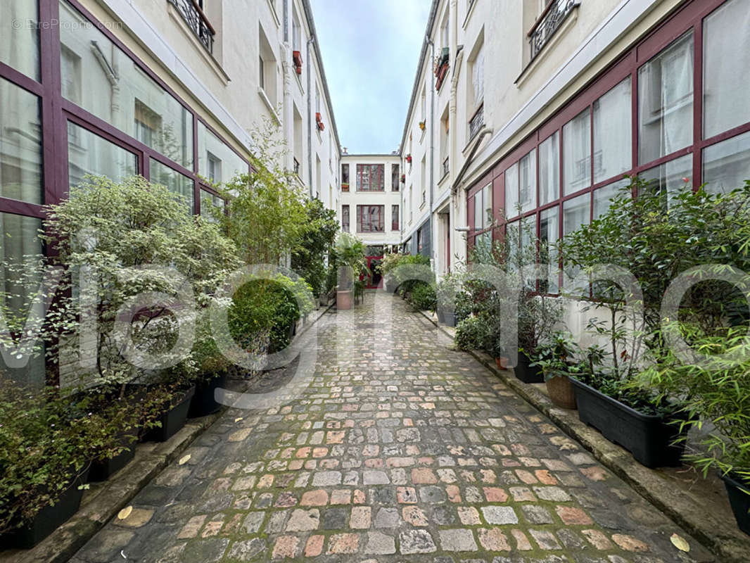 Appartement à PARIS-11E