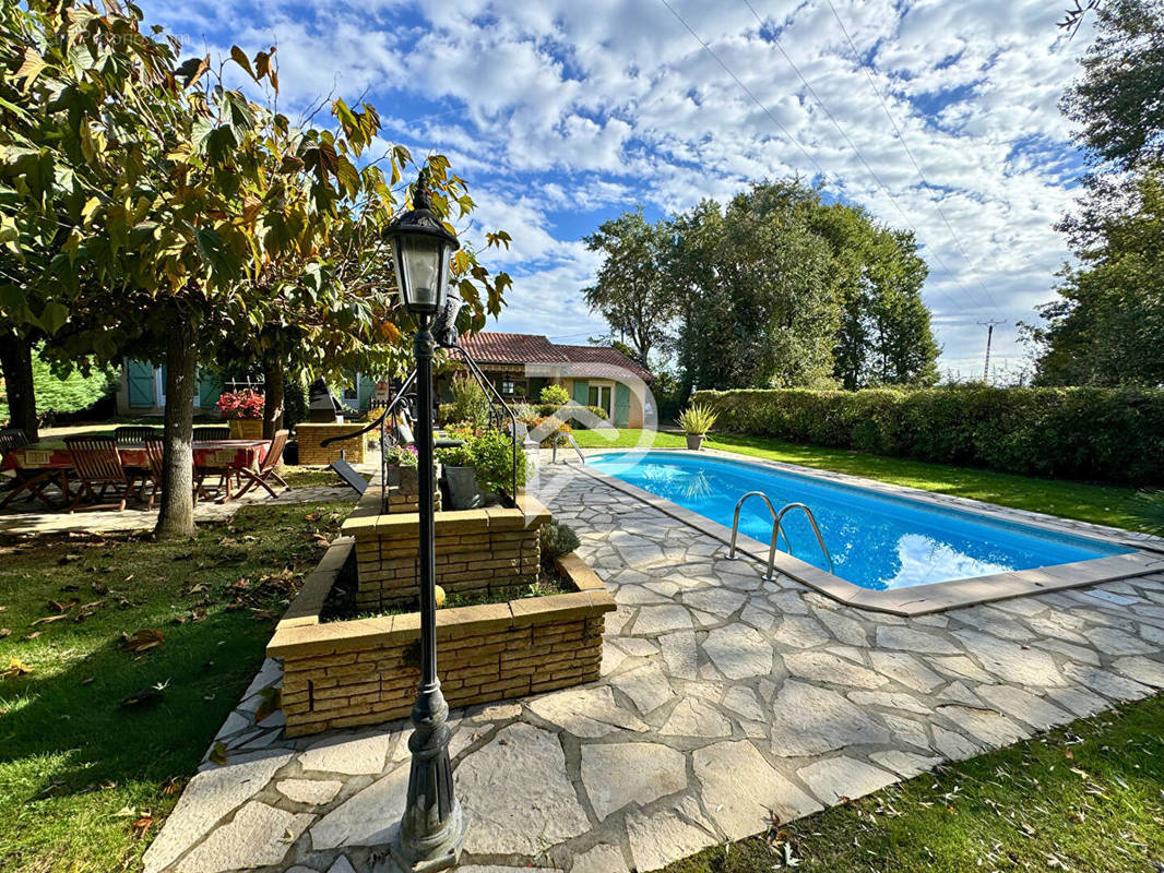 Maison à FRONTON