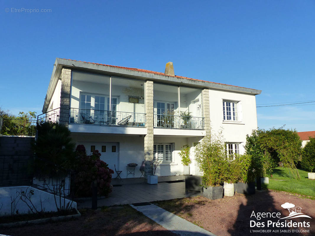 Maison à GROSBREUIL