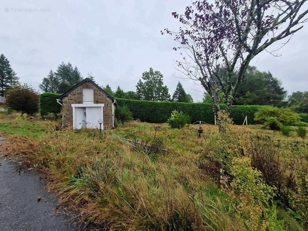 Maison à EYREIN