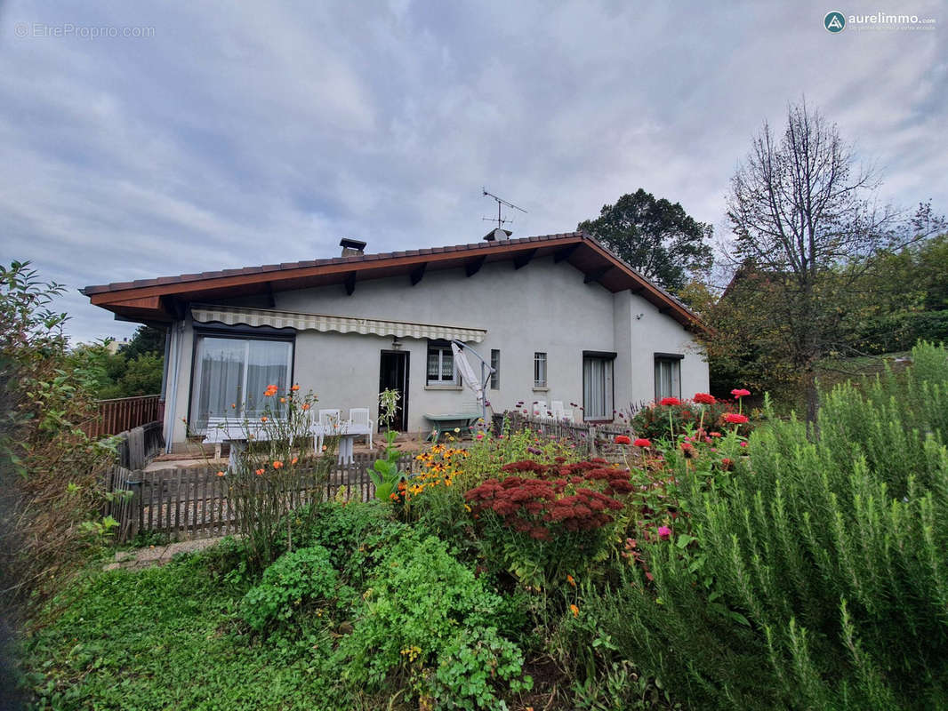 Maison à MONTLUCON