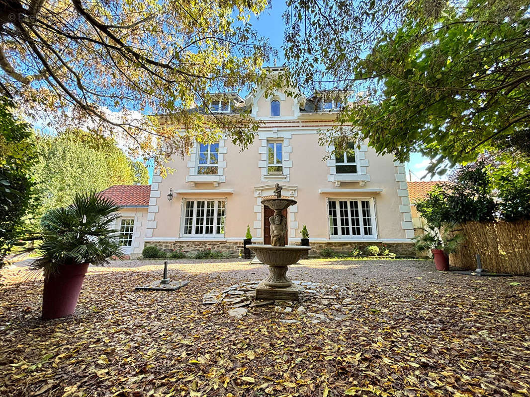 Maison à BASSE-GOULAINE