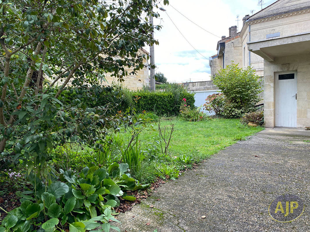 Appartement à LE BOUSCAT