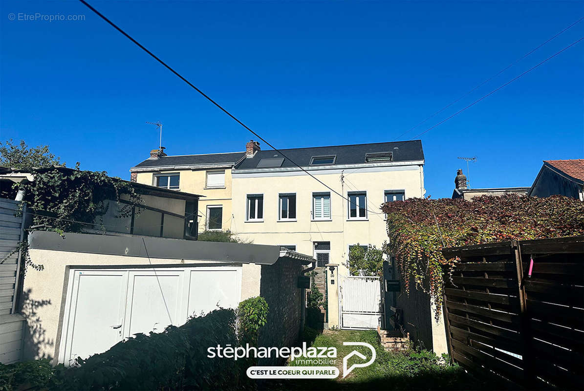 Maison à SOTTEVILLE-LES-ROUEN