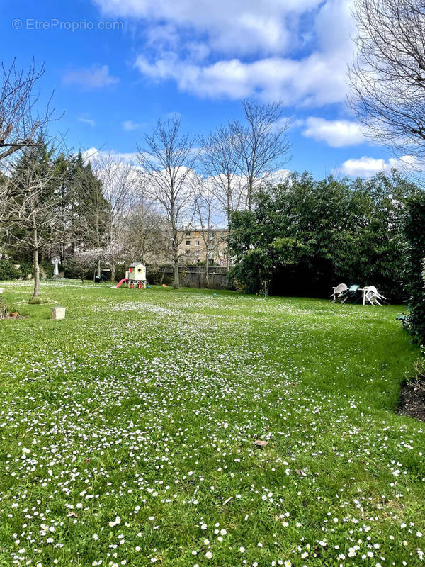 Appartement à MAISONS-LAFFITTE