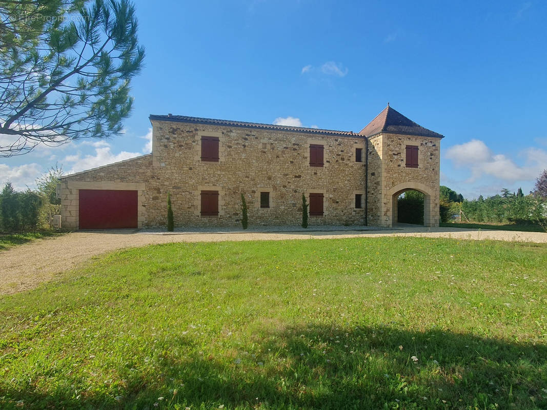 Maison à MONPAZIER