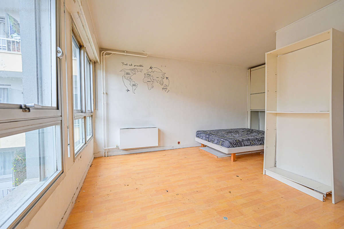 Appartement à PARIS-19E