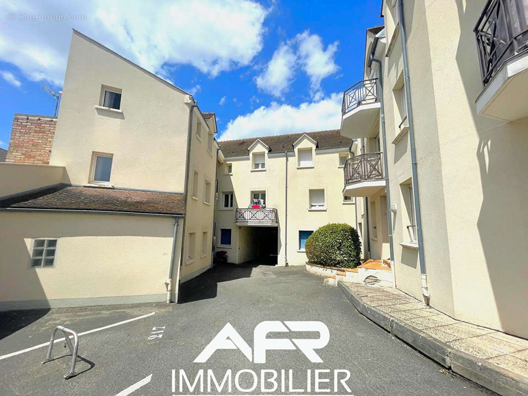 Appartement à SARTROUVILLE