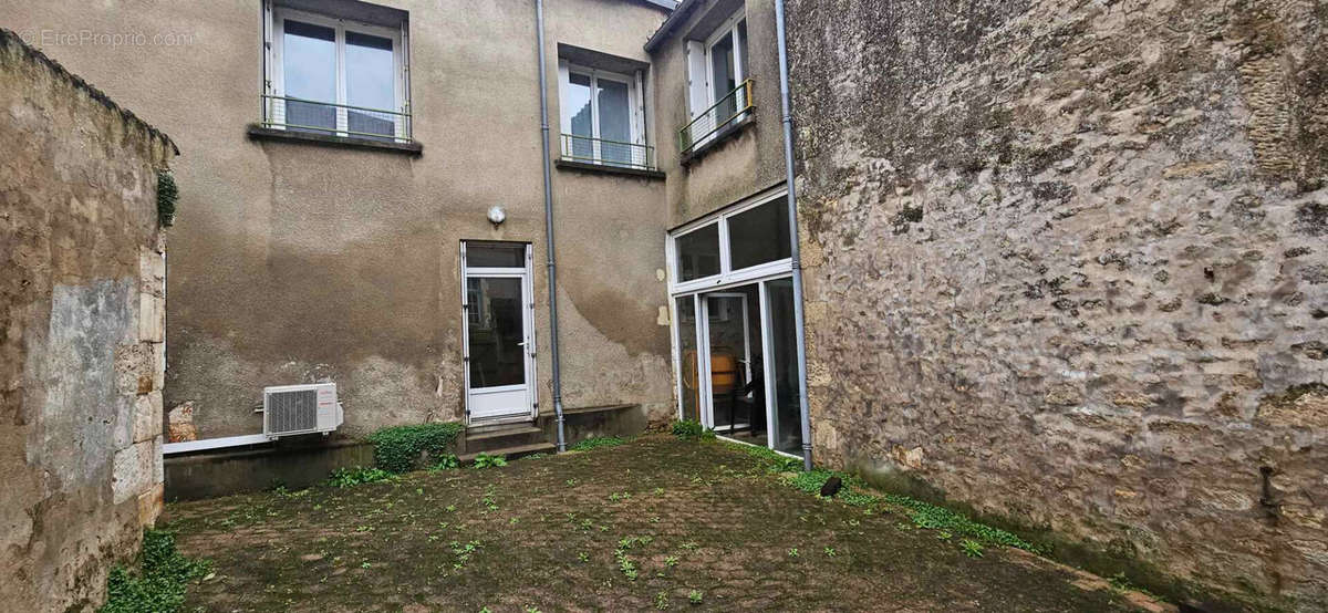 Appartement à SAINT-MAIXENT-L&#039;ECOLE