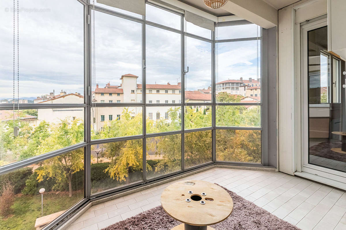 Appartement à LYON-1E