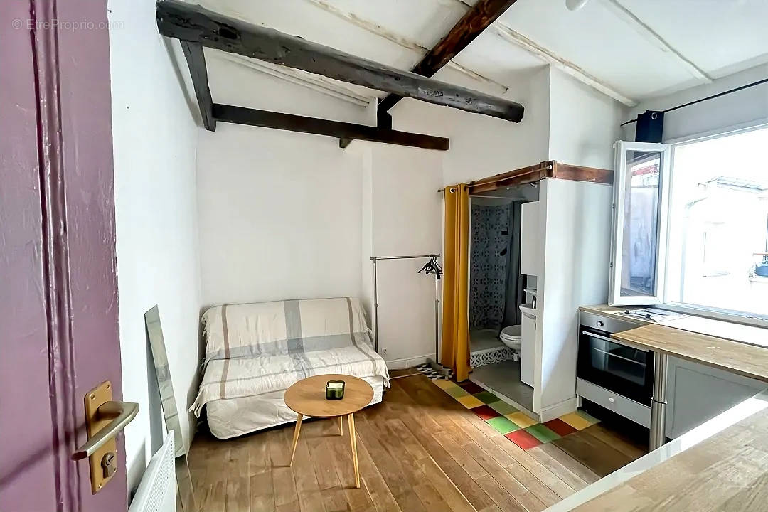 Appartement à PARIS-10E