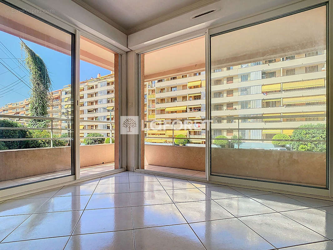 Appartement à MENTON