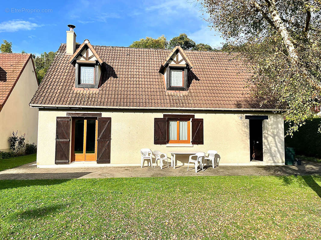 Maison à SAINT-AUBIN-EPINAY