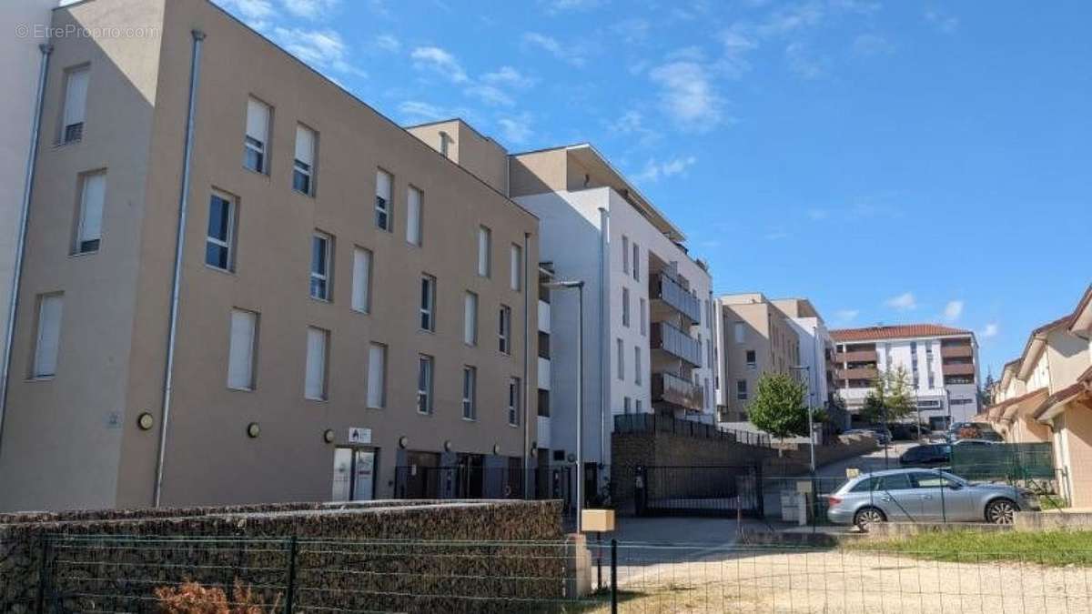 Photo 8 - Appartement à BOURGOIN-JALLIEU