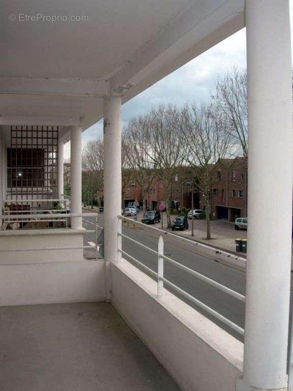 Appartement à MONTIGNY-LE-BRETONNEUX