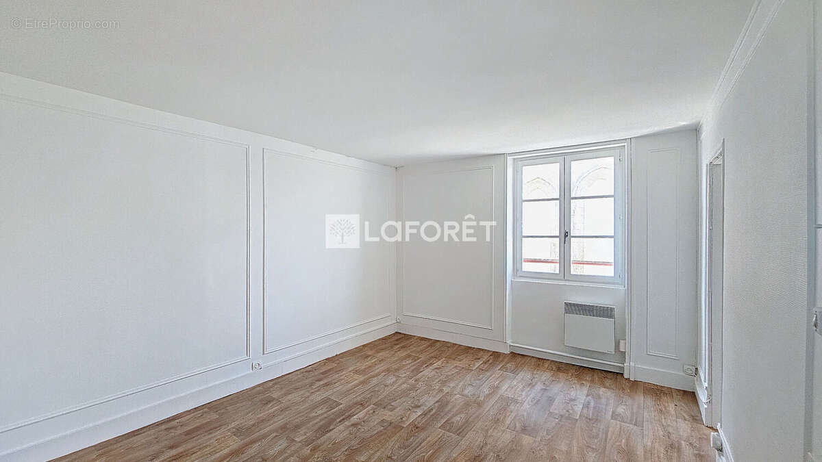 Appartement à VIARMES