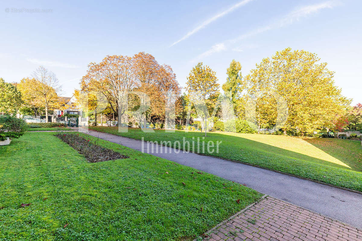 Appartement à CHATENAY-MALABRY