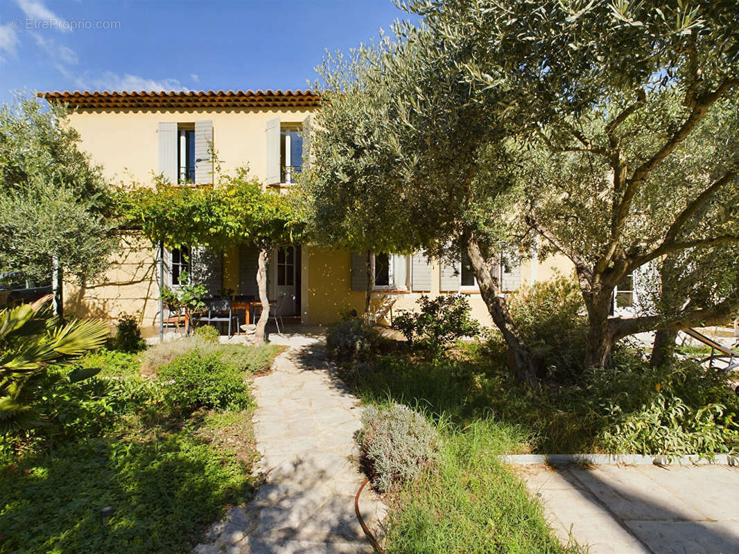 Maison à SAINT-REMY-DE-PROVENCE