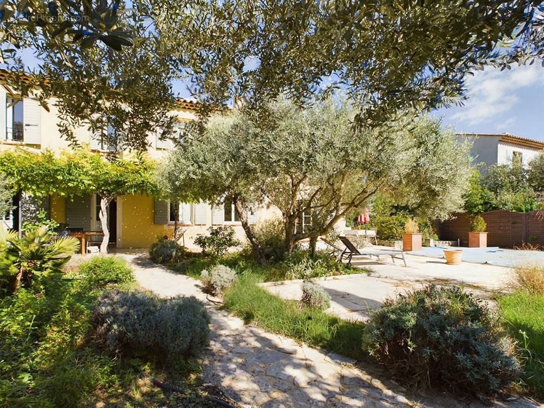 Maison à SAINT-REMY-DE-PROVENCE