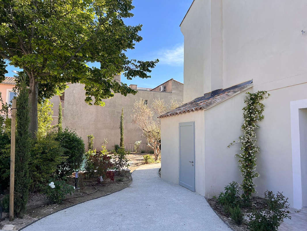 Maison à MAUSSANE-LES-ALPILLES