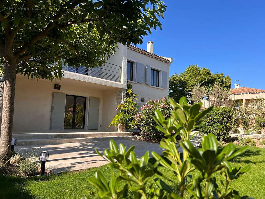 Maison à MAUSSANE-LES-ALPILLES