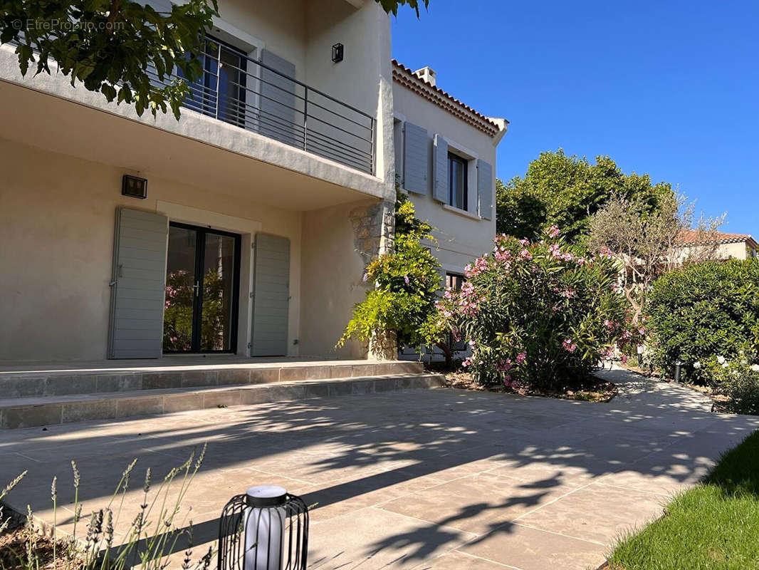 Maison à MAUSSANE-LES-ALPILLES