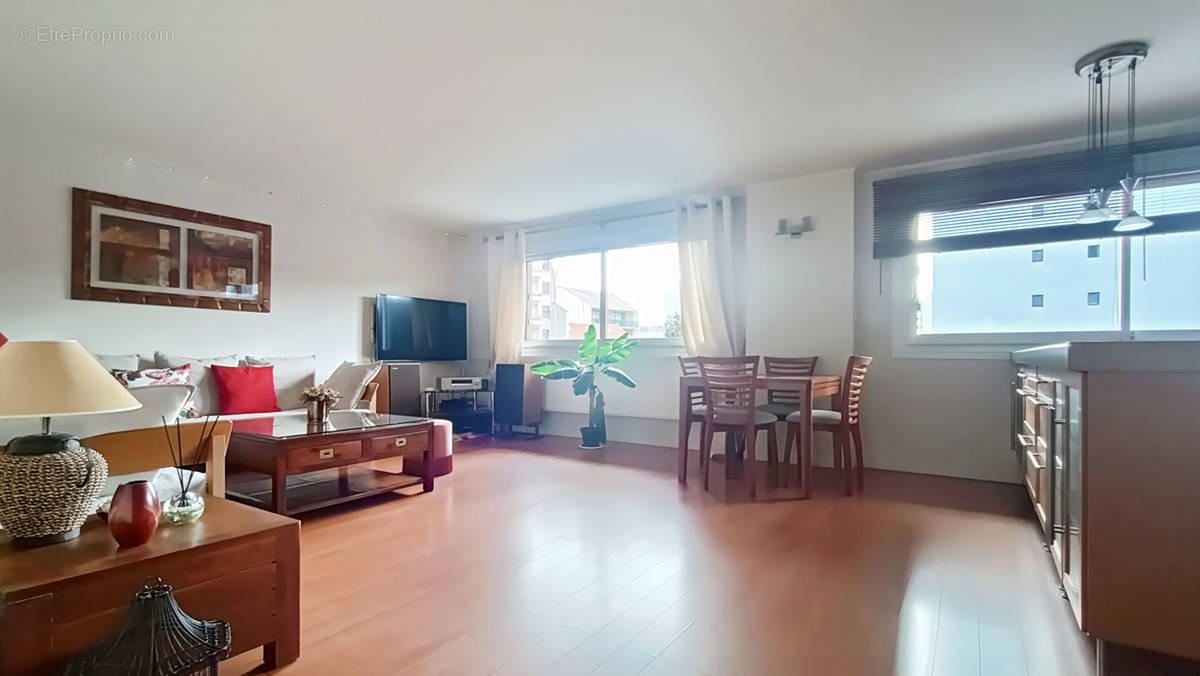 Appartement à ROSNY-SOUS-BOIS