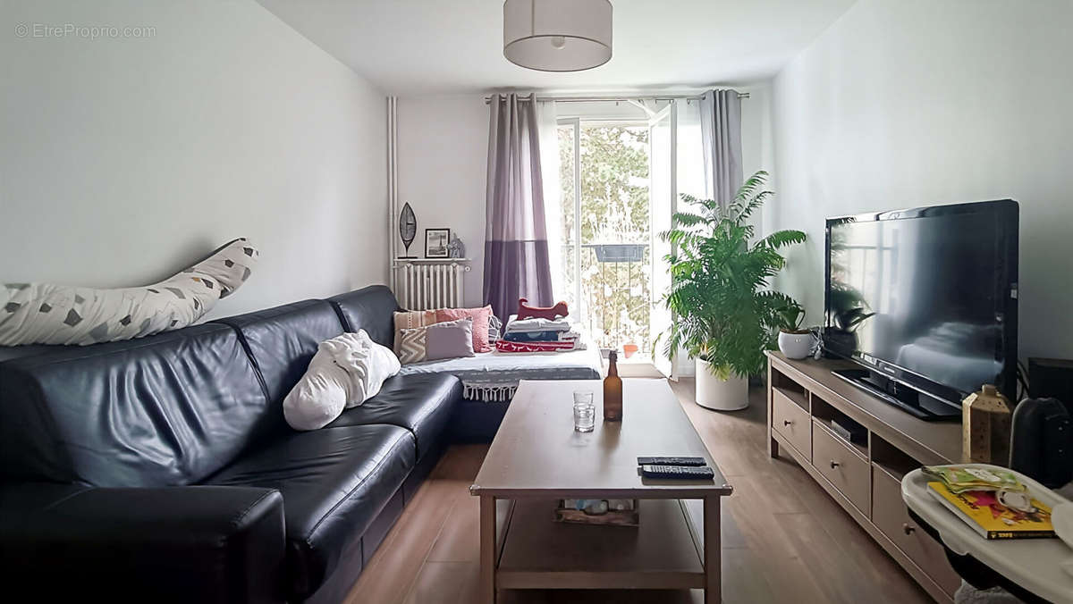 Appartement à ROSNY-SOUS-BOIS