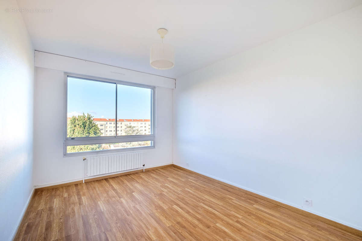 Appartement à LYON-5E