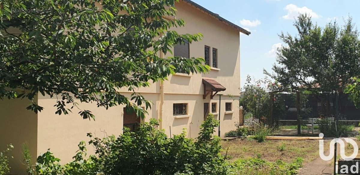 Photo 2 - Maison à AUBOUE