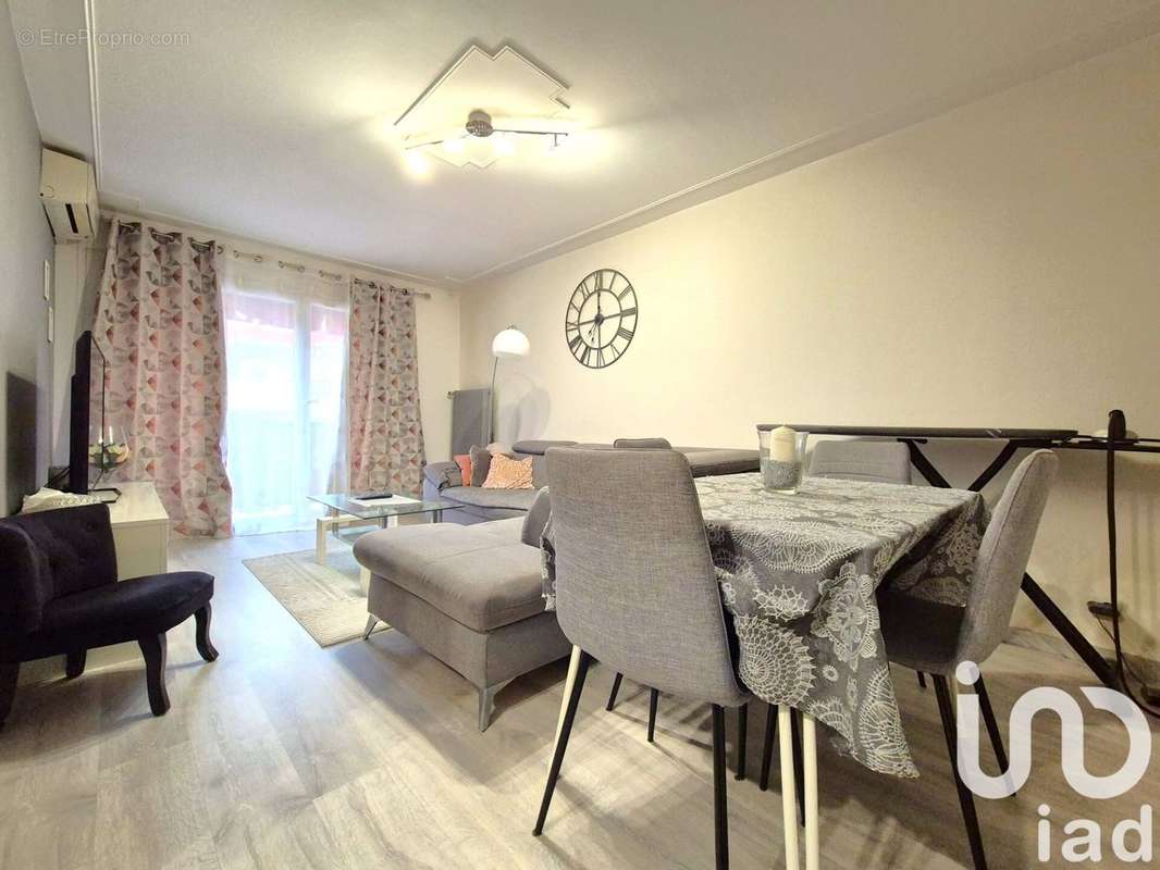 Photo 4 - Appartement à SAINT-LAURENT-DU-VAR