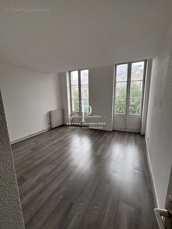 Appartement à BORDEAUX