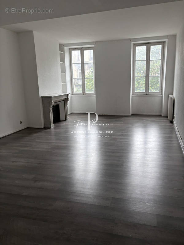 Appartement à BORDEAUX