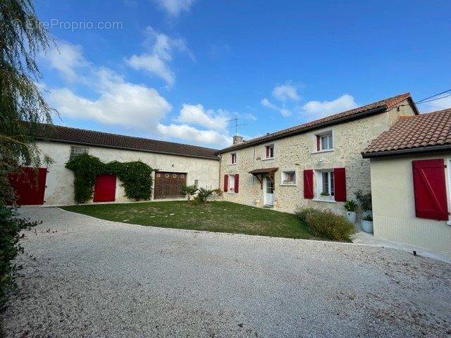 Maison à CHAUVIGNY